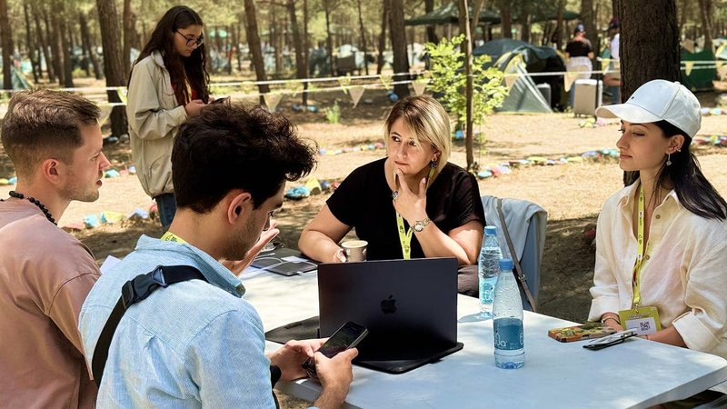 staff.am-ի համահիմնադիրը Seaside Startup Summit 2025-ում՝ մենթորությամբ և փորձով աջակցելով ստարտափներին