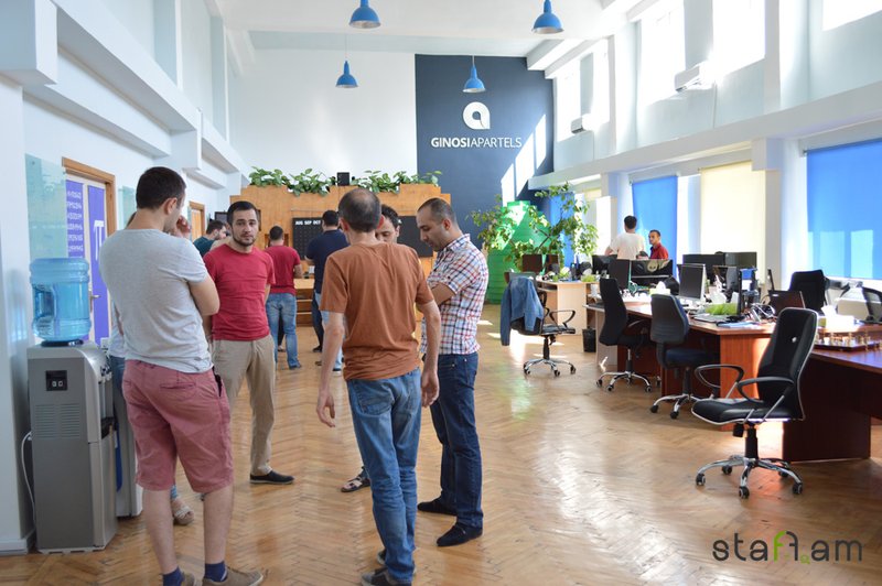 Անակնկալ այցելություն Ginosi Apartels Yerevan Office