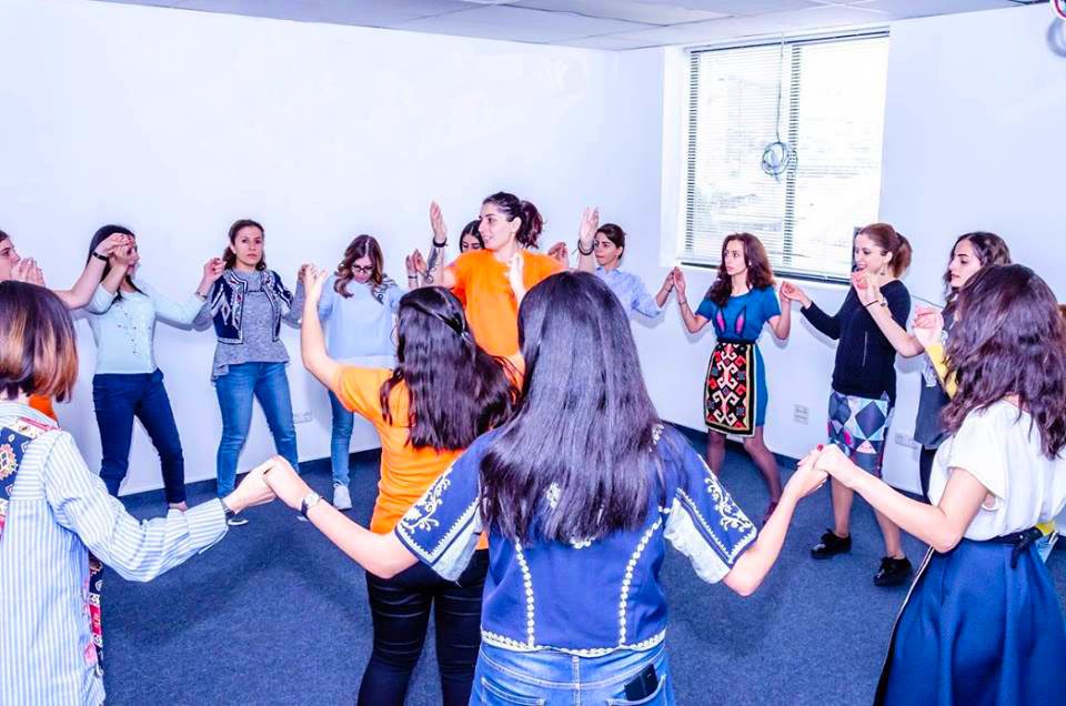 Ազգային պարերի դաս