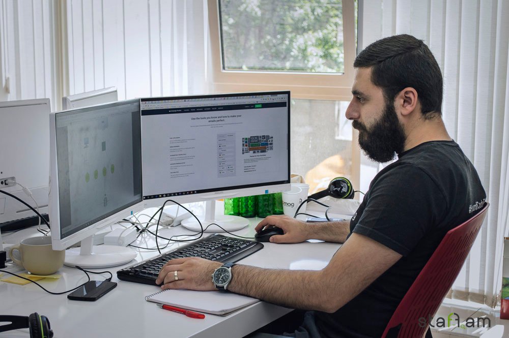 Տիգրան Maestro Պետրոսյան, Senior Web Developer
